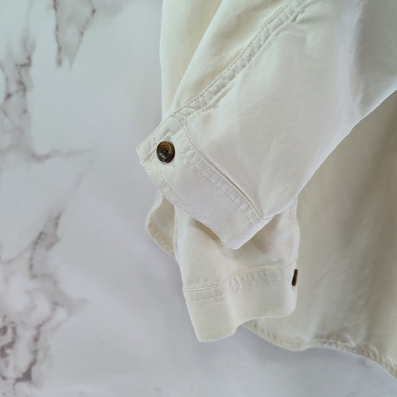 Everlane Shirt Womens Silk Henley Blouse Button Up Pocket Washable - Picture 8 of 9